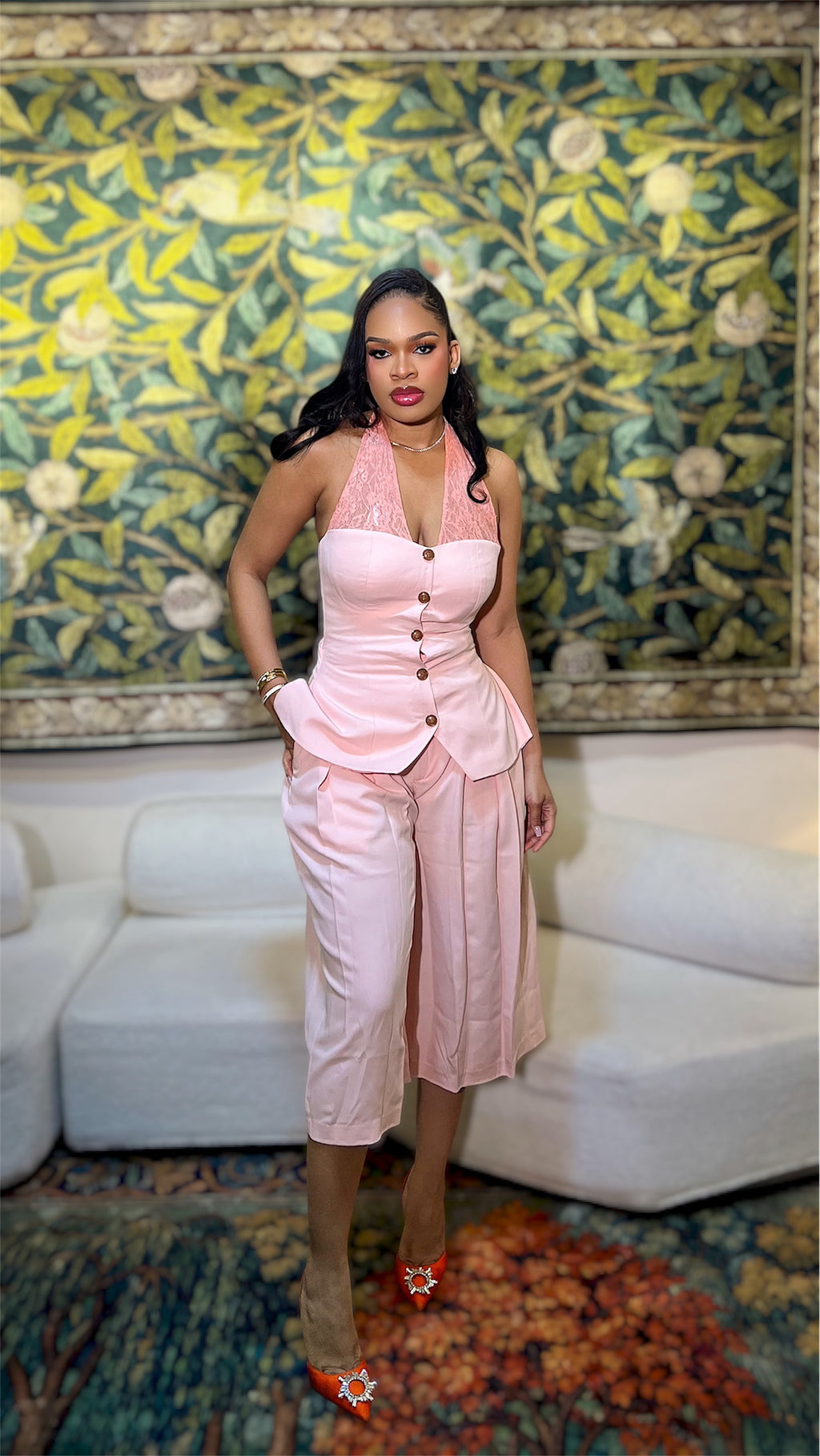 Tyra set
