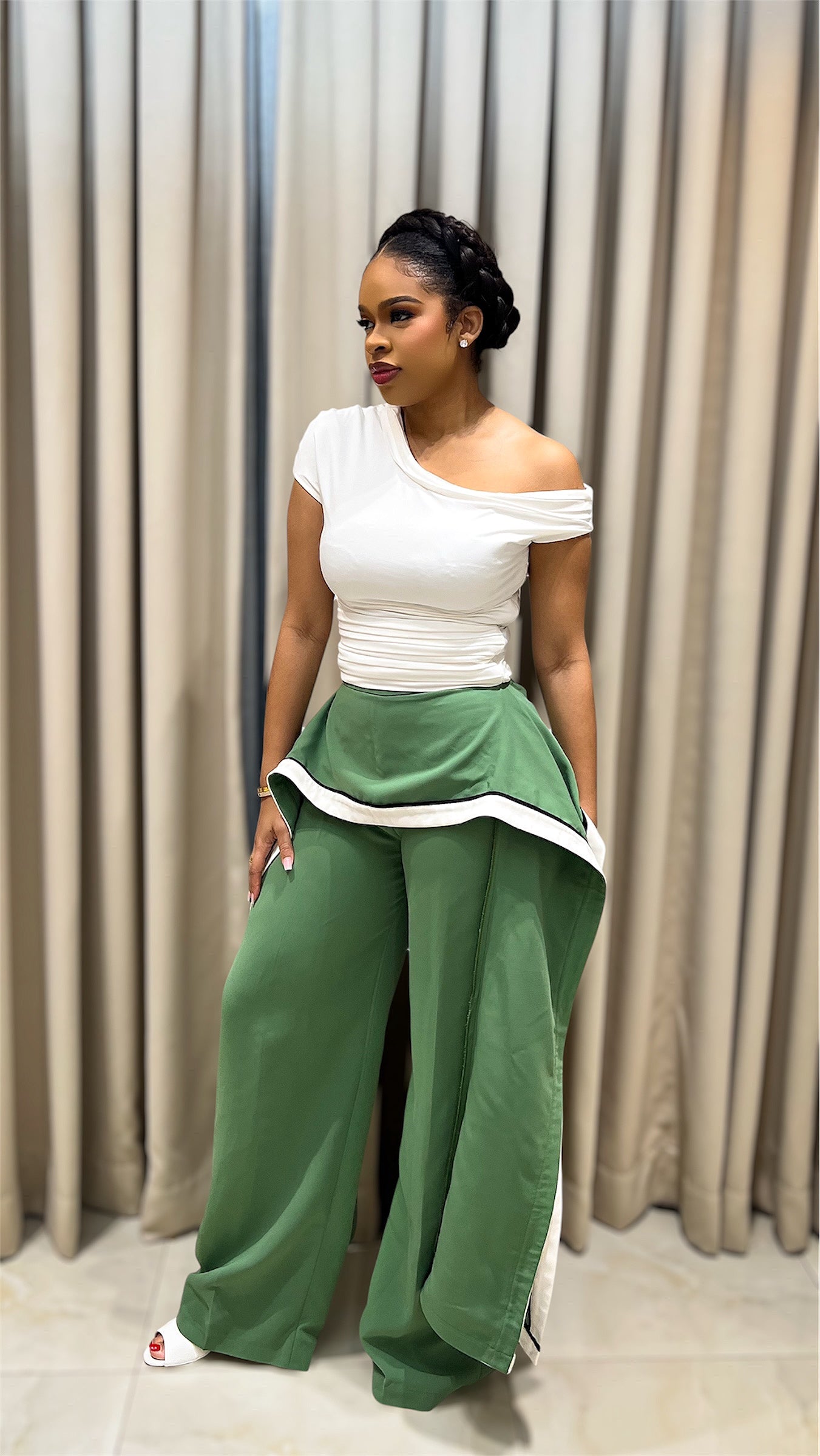 Nadia set